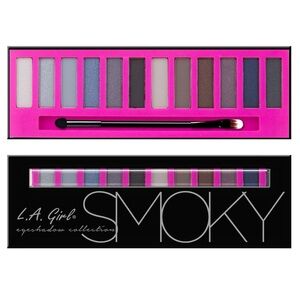 L.A. GIRL SMOKY EYESHADOW PALETTE - NEW/SEALED